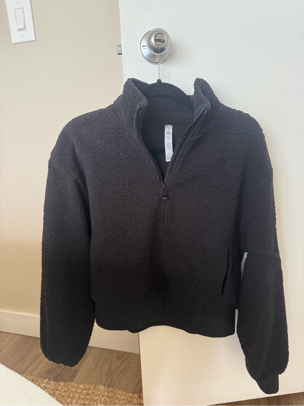 ALO Yoga Black Sherpa Zip Pullover